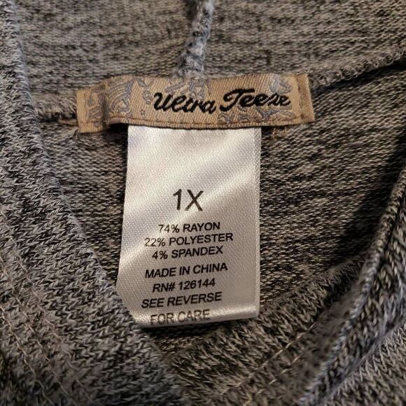 Ultra Teeze Women's Plus Size Knit Kangaroo Hoodie - Picture 4 of 6